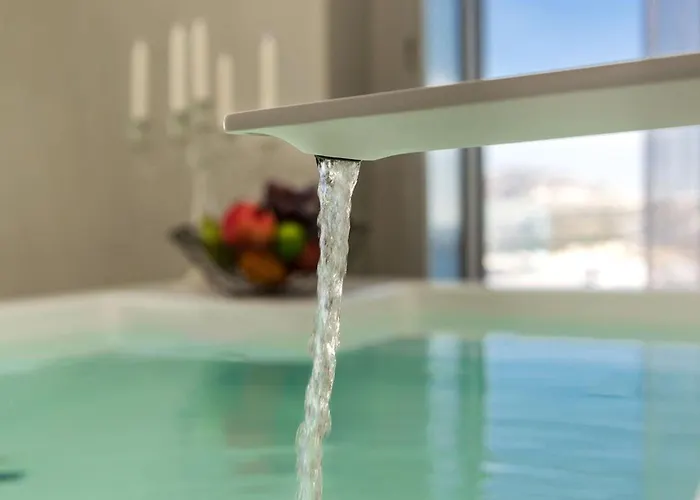 Magical Blu Honeymoon With Indoor Heated Jacuzzi Φηρά